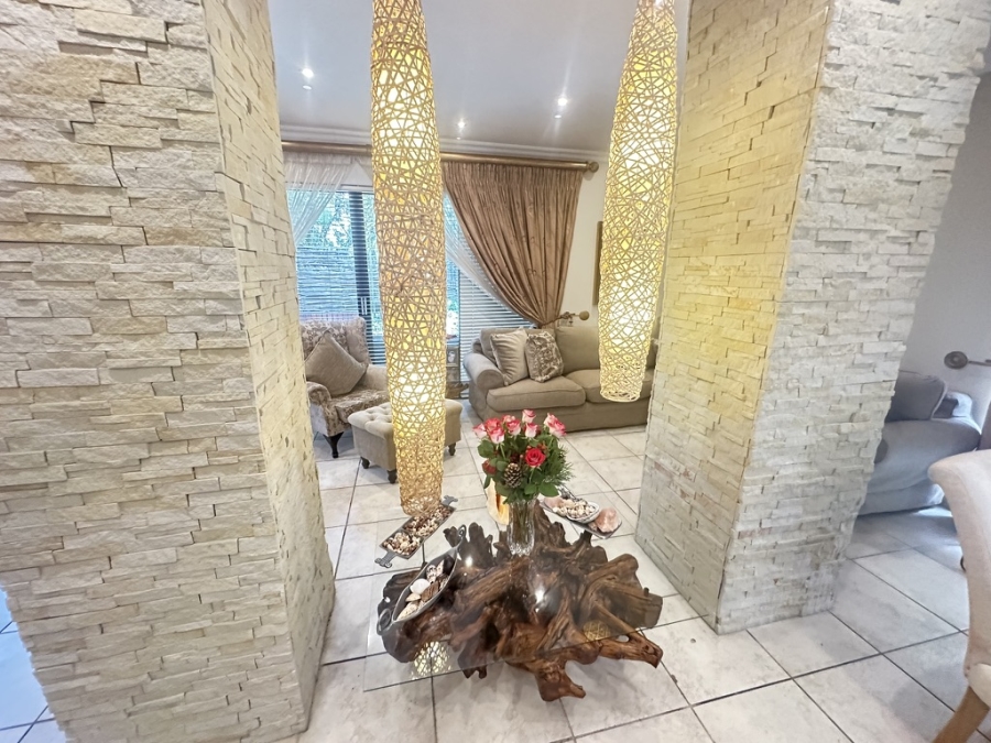 4 Bedroom Property for Sale in Wilderness Central Western Cape